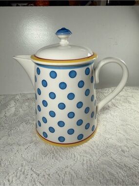 Villeroy & Boch White Ceramic Teapot with Blue Polka Dots and Yellow Trim